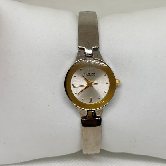 Caravelle by Bulova women silver tone watch 20mm round quartz up to 7” running - Picture 1 of 8